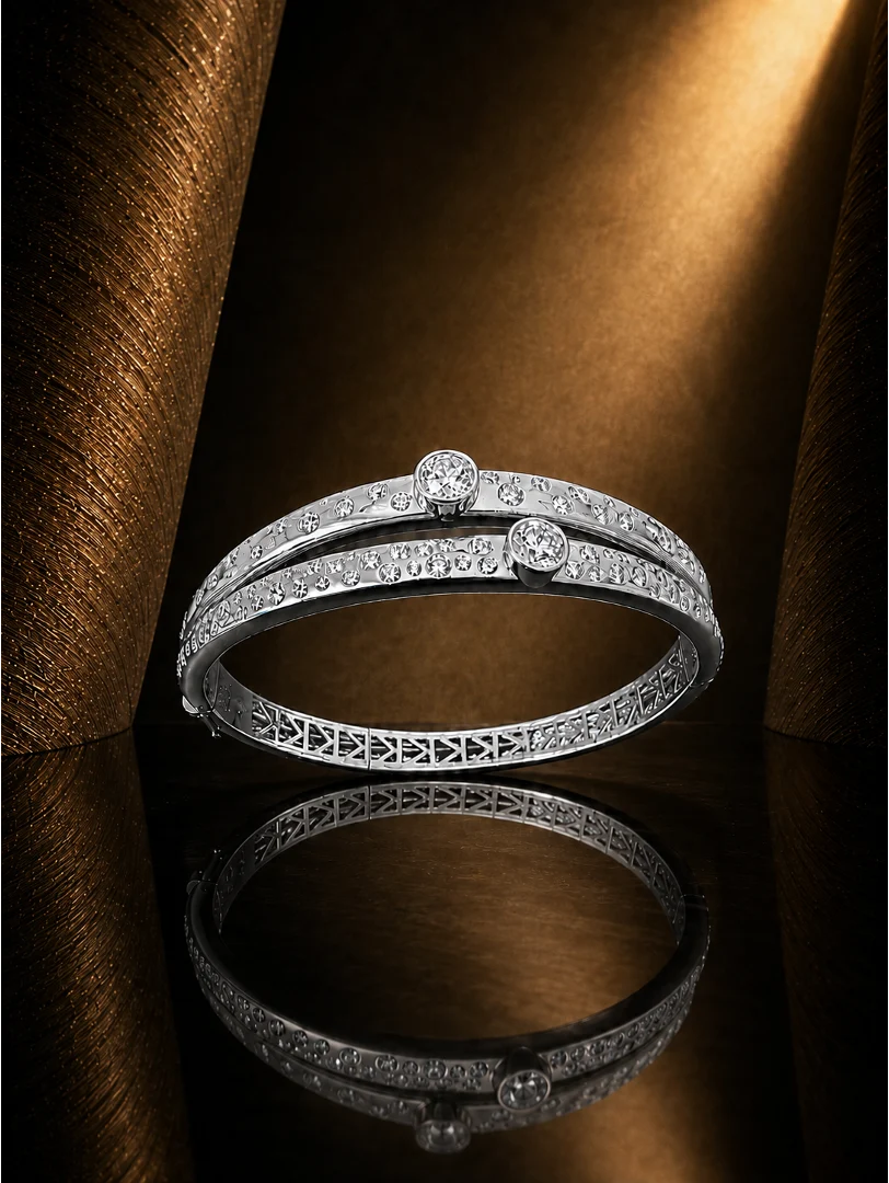 AUBE bracelet in white gold, frontal view