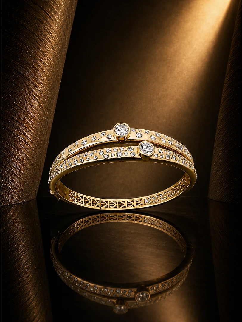 AUBE bracelet in yellow gold, frontal view